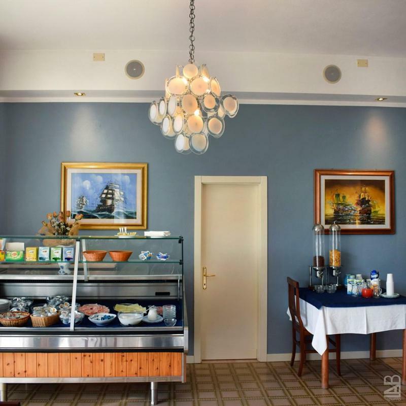 Hotel Gattuccio Cesenatico Eksteriør bilde